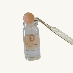 Dissolvant pour colle